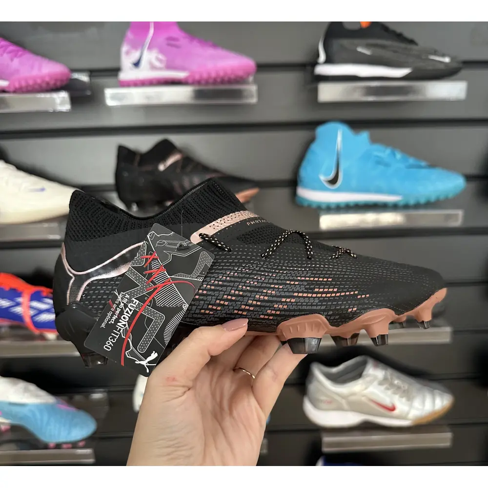 Chuteira Campo Puma Future 7 | Preta e Bronze