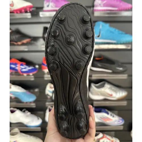 Chuteira Campo Penalty Fúria Y-3