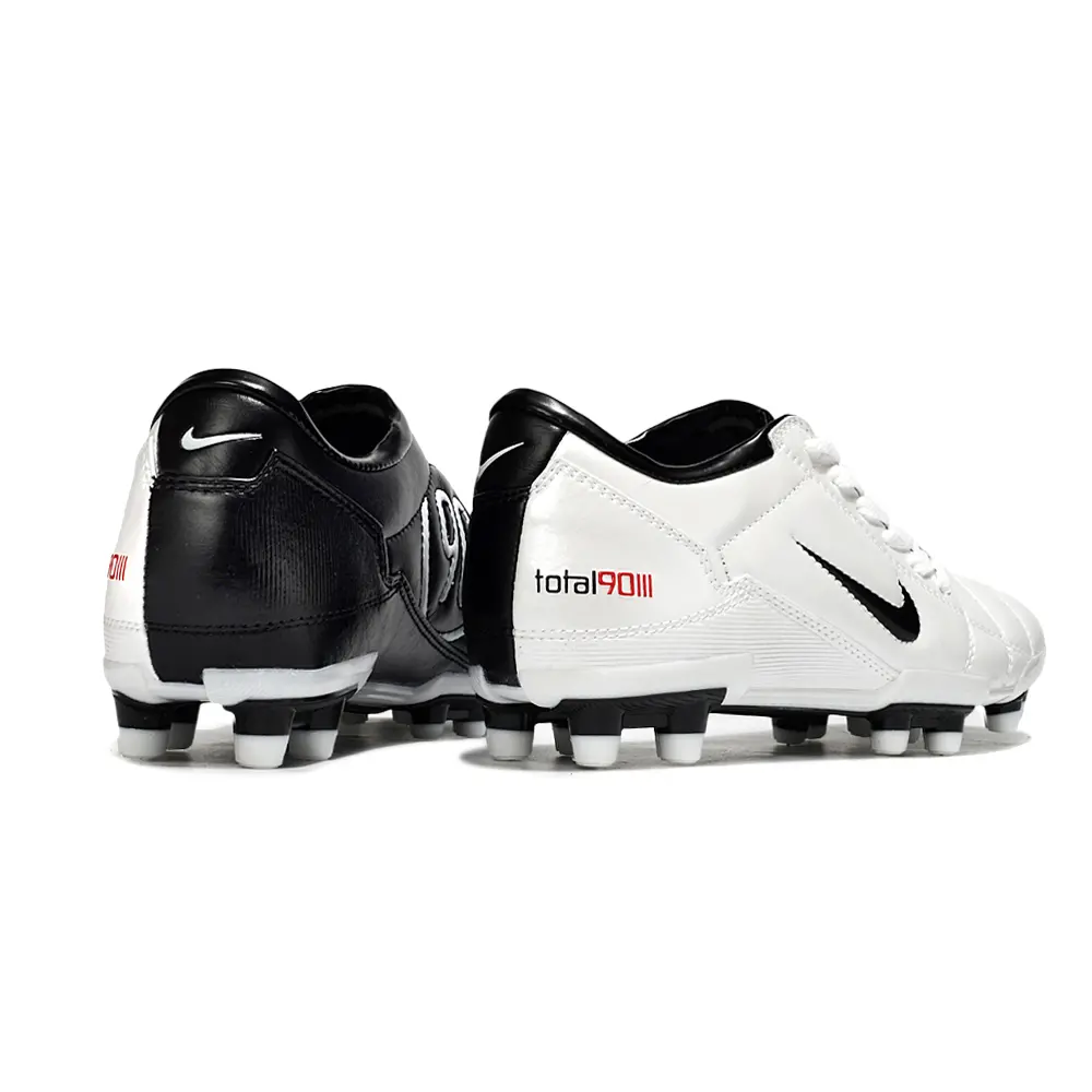 Chuteira Campo Nike Total 90 FG | Branco e Preto