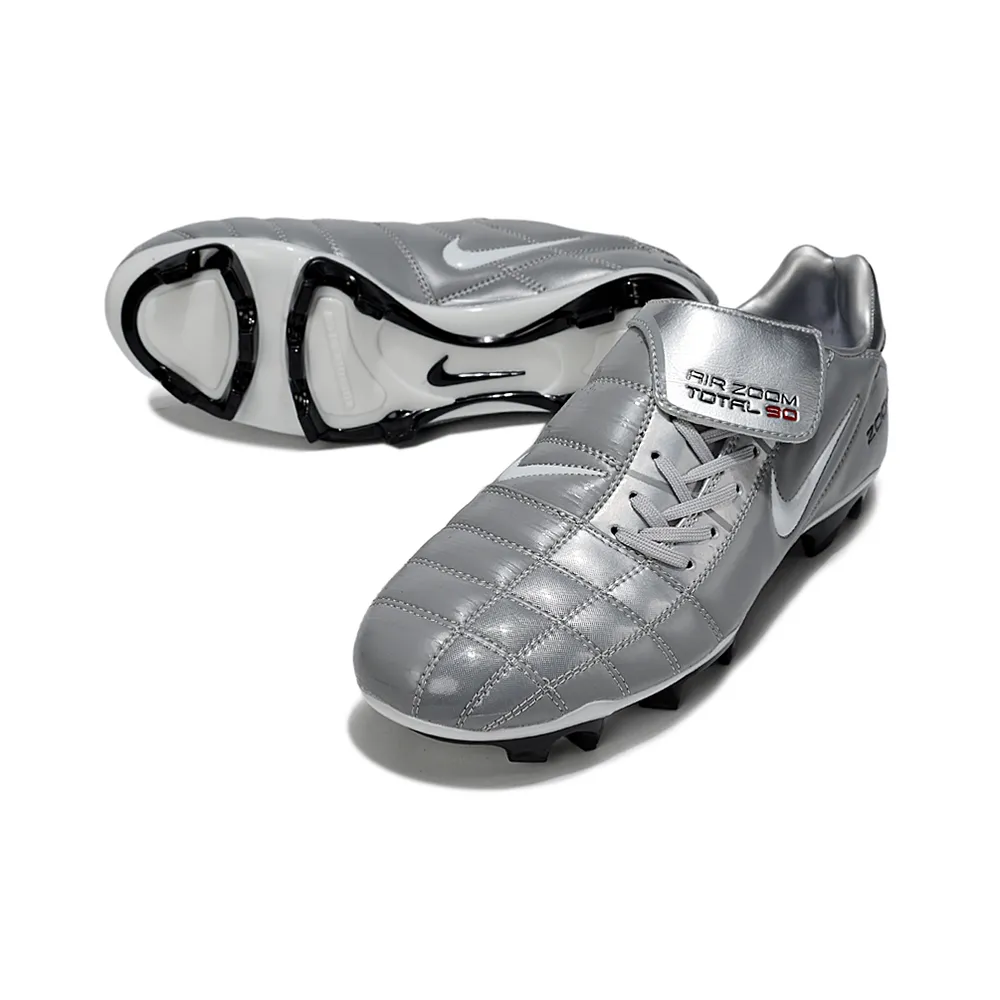 Chuteira Campo Nike Total 90 FG Prata | Renovada
