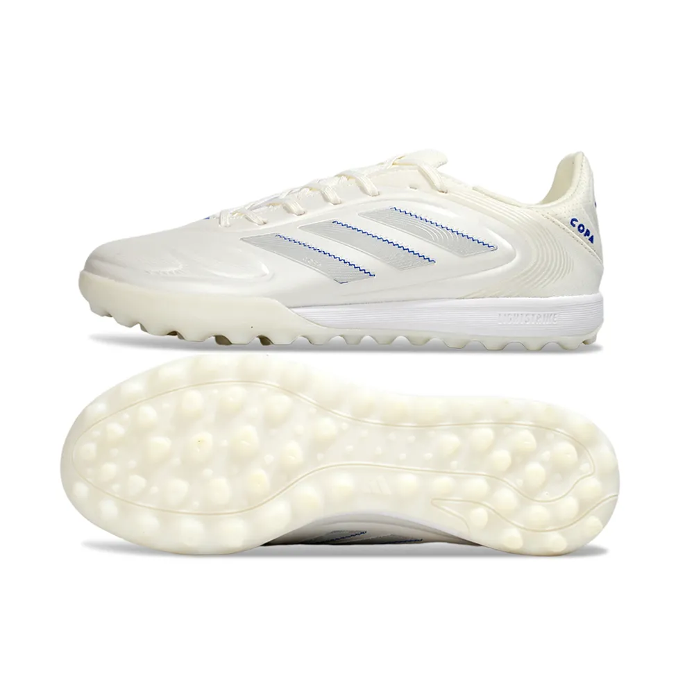 Chuteira Society Adidas | Controle e Estilo