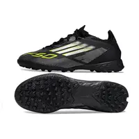 Chuteira Society Adidas | Visual agressivo e tecnológico - imagem 5