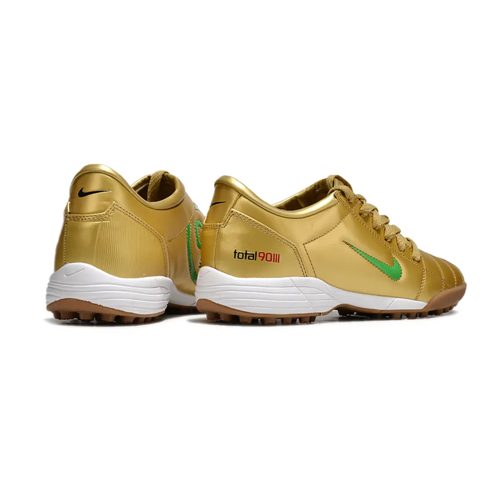 Chuteira Society Nike Total 90 TF | Design clássico dourado