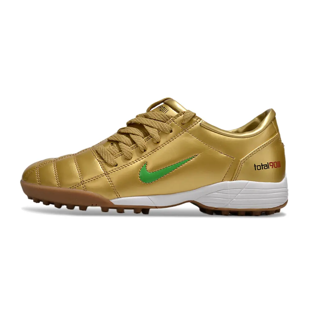 Chuteira Society Nike Total 90 TF | Design clássico dourado