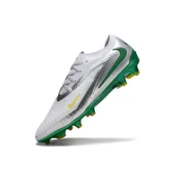 Chuteira Campo Nike Phantom GX 6 Elite FG Branco, Prata e Verde - imagem 3