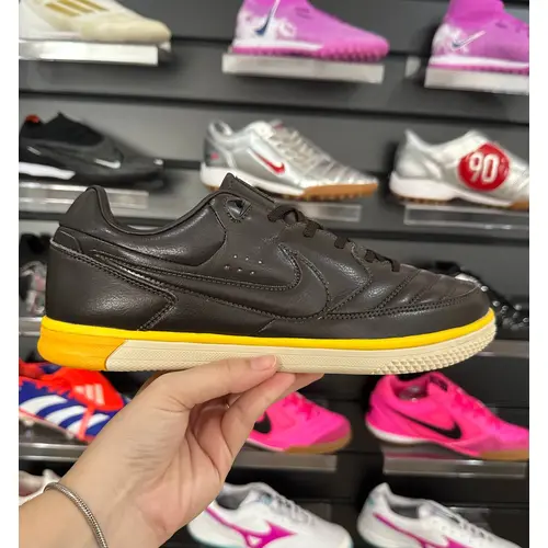 Chuteira Futsal Nike 5 Street Gato IC Preto - Pronta Entrega