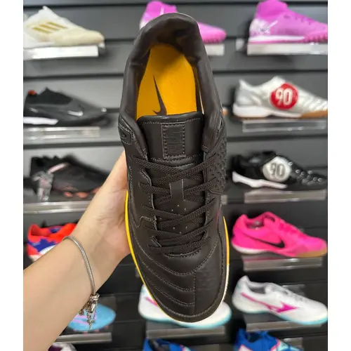 Chuteira Futsal Nike 5 Street Gato IC Preto - Pronta Entrega
