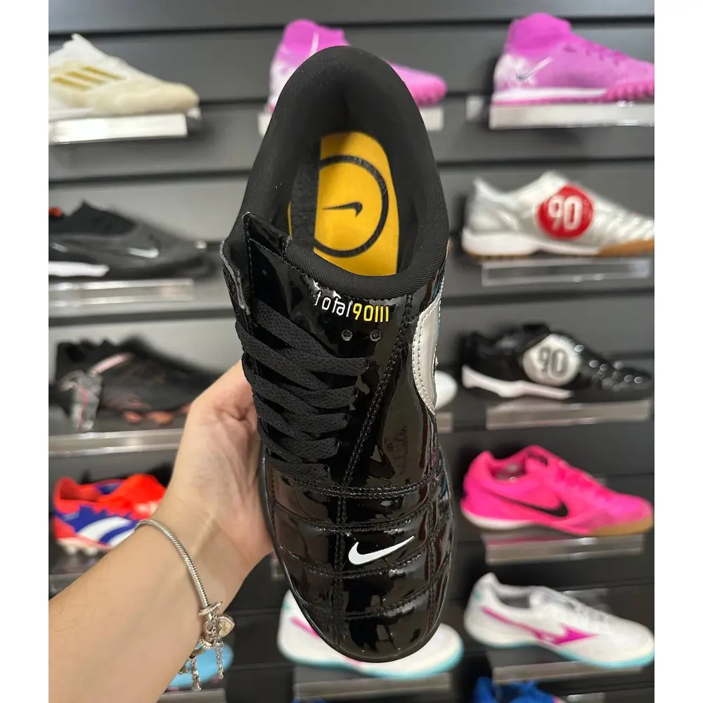 Chuteira Futsal Nike Total 90 IC | Design retrô - Estilo raiz