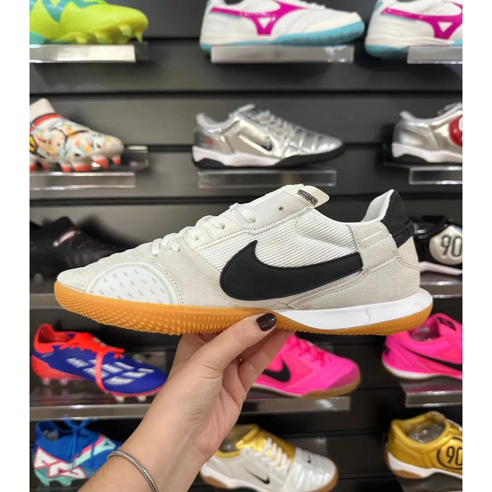 Chuteira Futsal Nike Street Gato | Conforto e Estilo