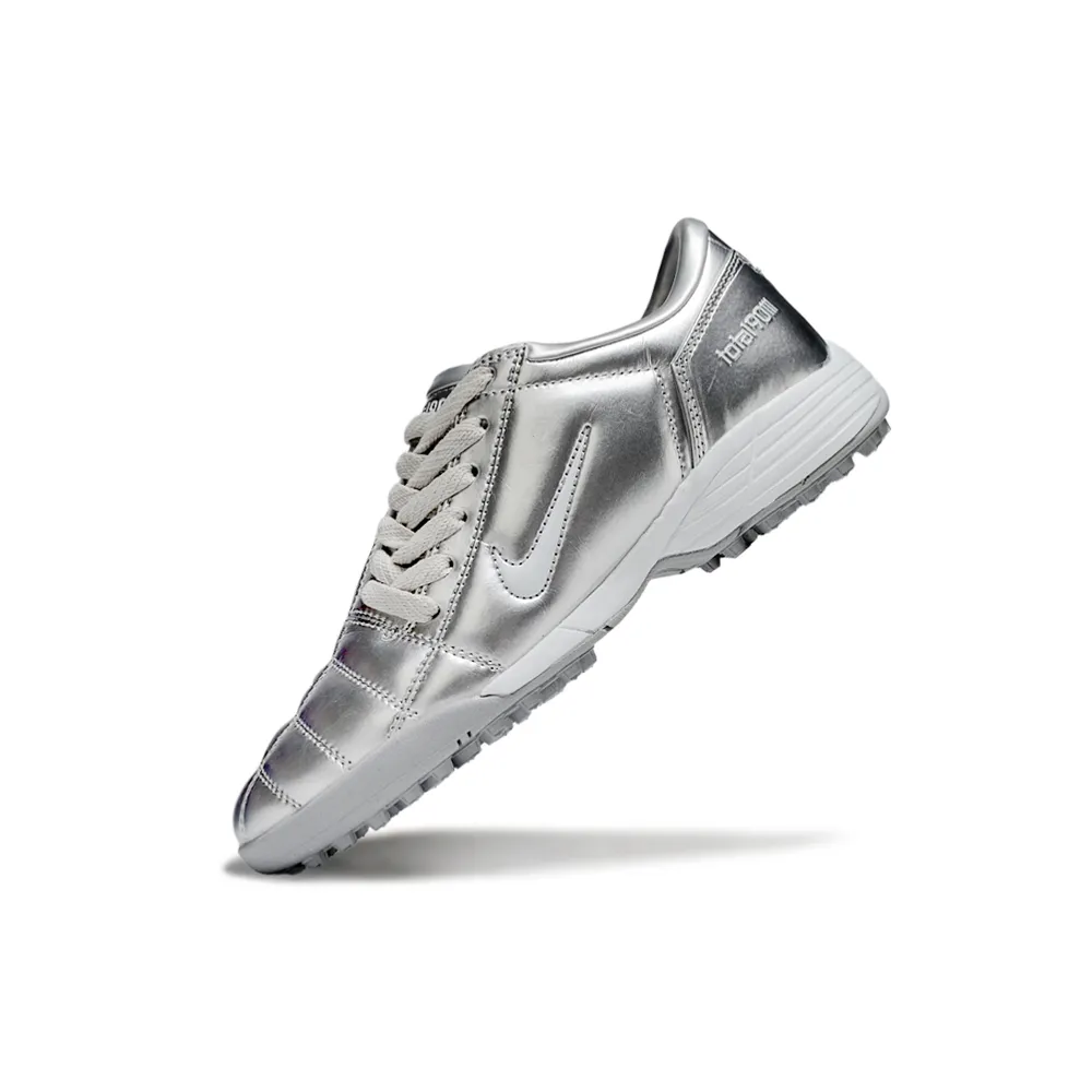 Chuteira Society Nike Total 90 | Conforto e design prata
