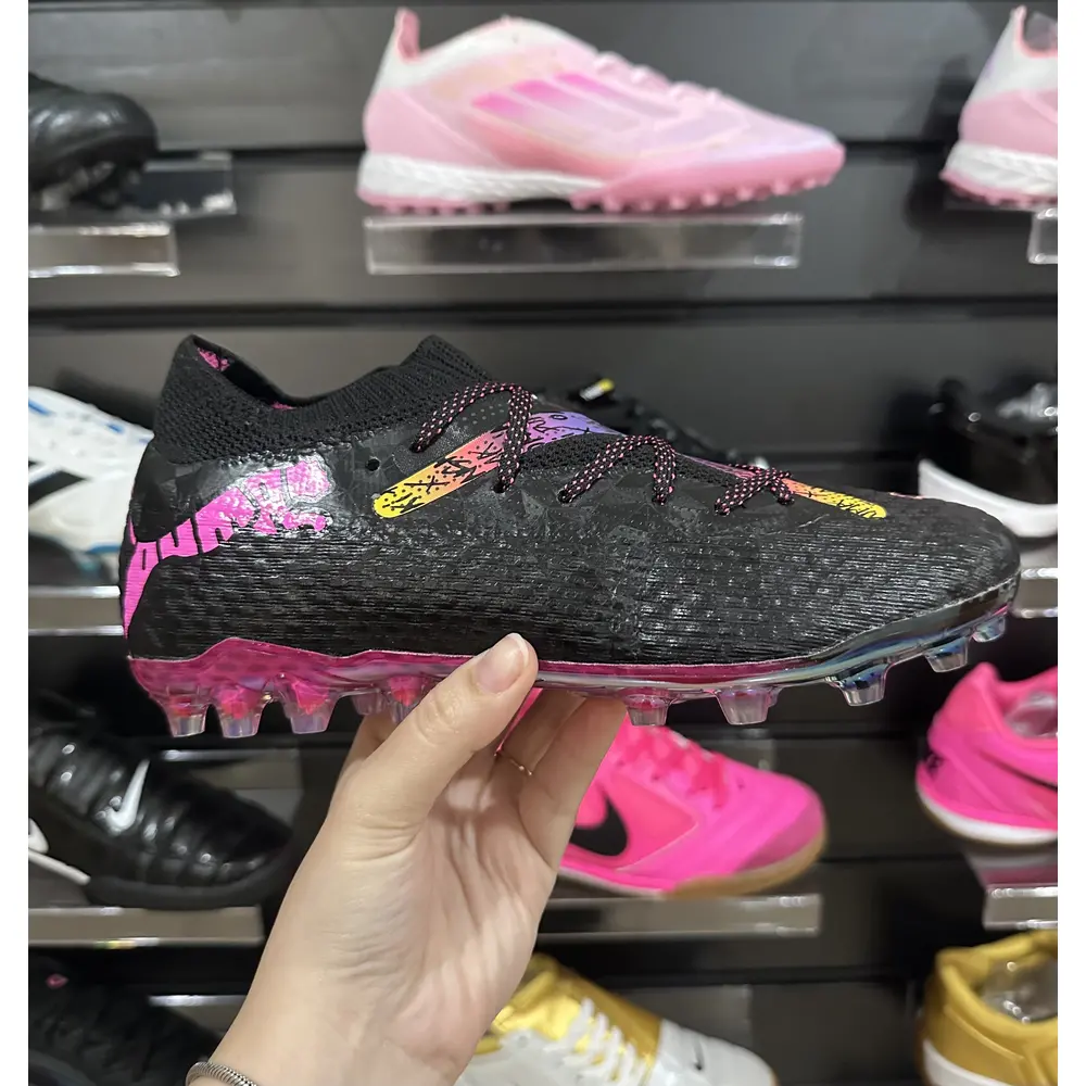 Chuteira Society Puma Future 7 MG Preta e Rosa - Pronta Entrega