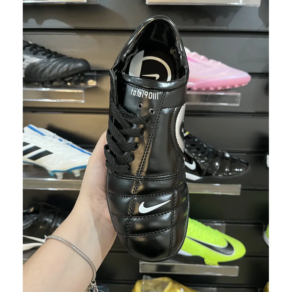 Chuteira Society Nike Total 90 TF Preta e Branca - Pronta Entrega