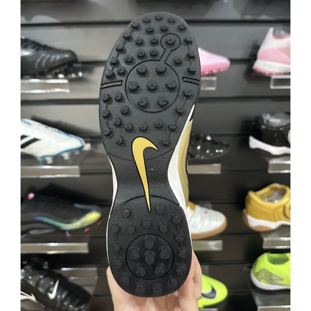 Chuteira Society Nike Total 90 TF Dourada e Preta - Pronta Entrega