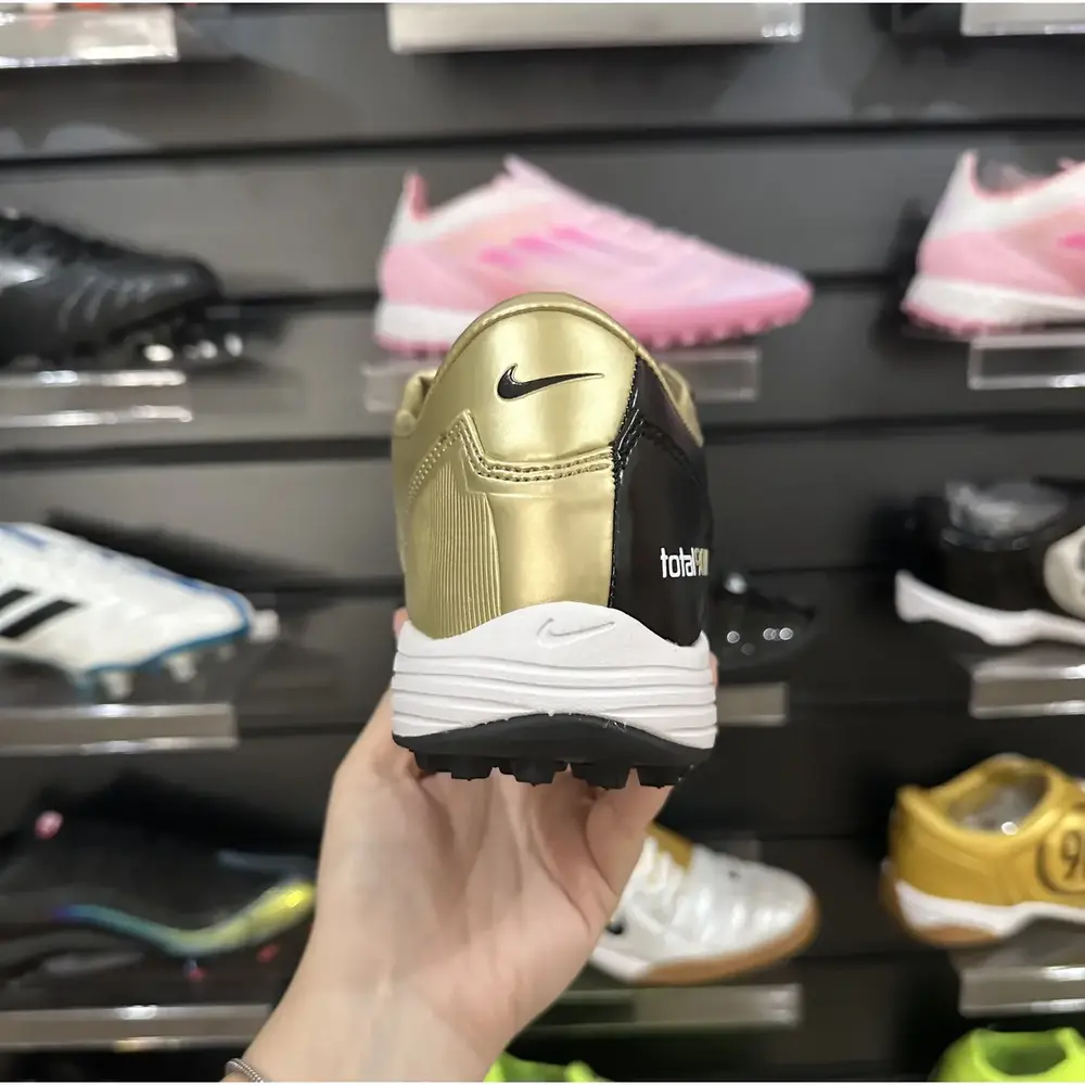 Chuteira Society Nike Total 90 TF Dourada e Preta - Pronta Entrega