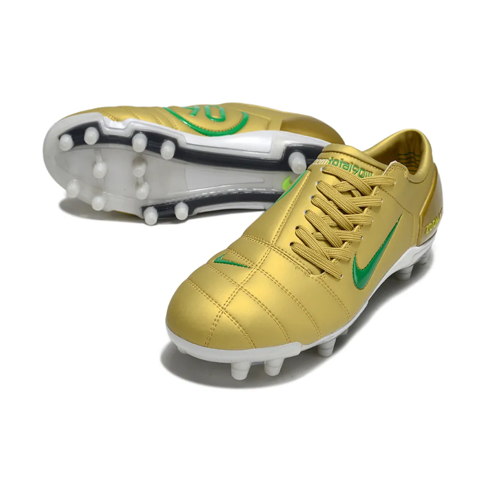 Chuteira Campo Nike Total 90 FG Dourado | Toque preciso e conforto