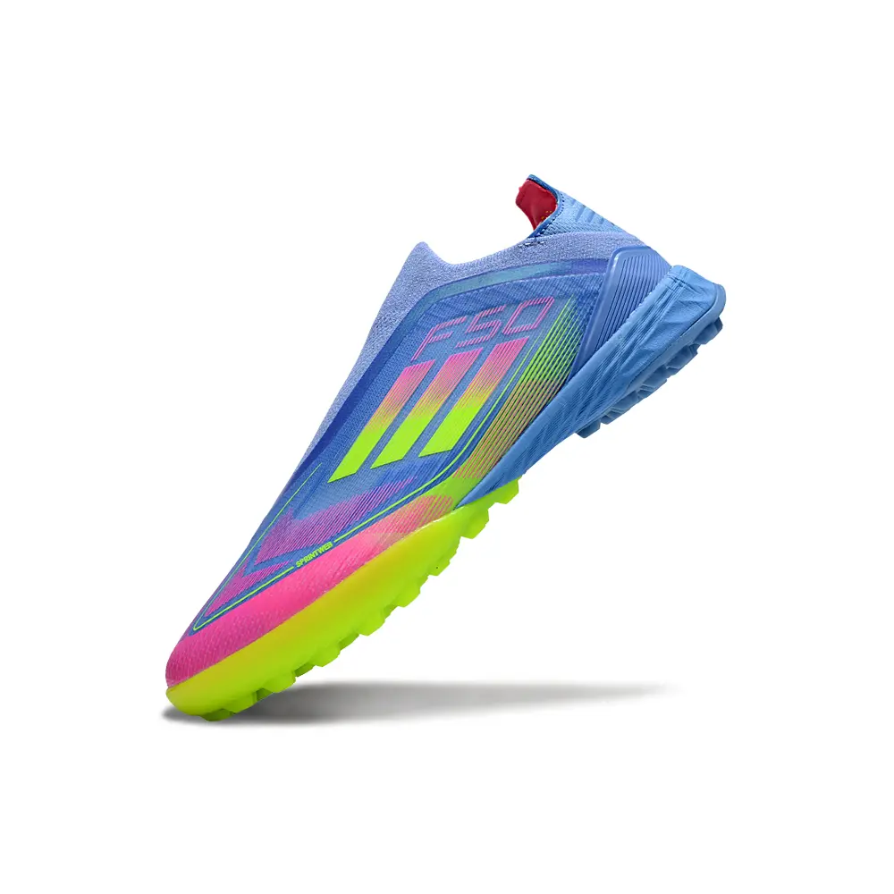 Chuteira Society Adidas | Explosão de cores e velocidade