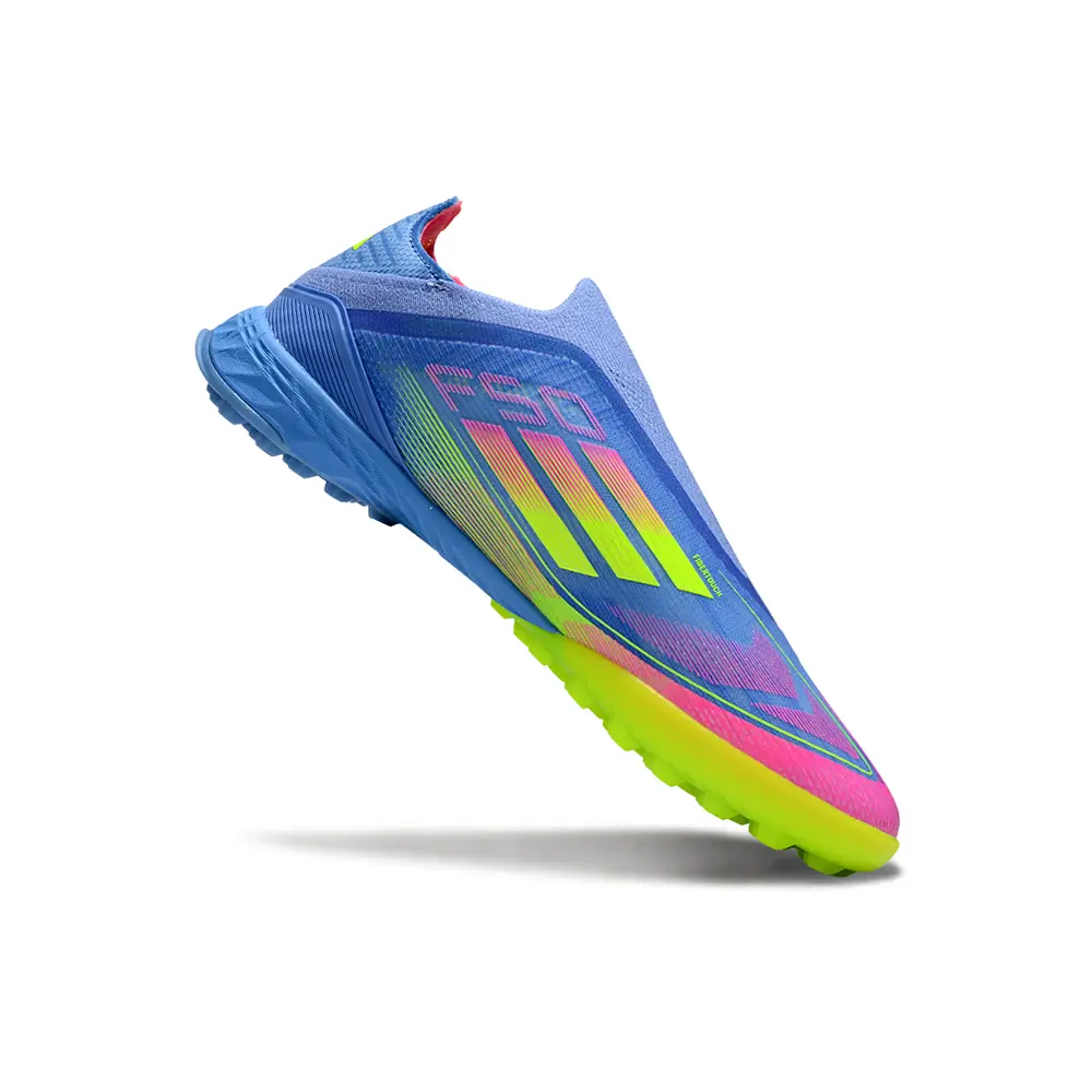 Chuteira Society Adidas | Explosão de cores e velocidade