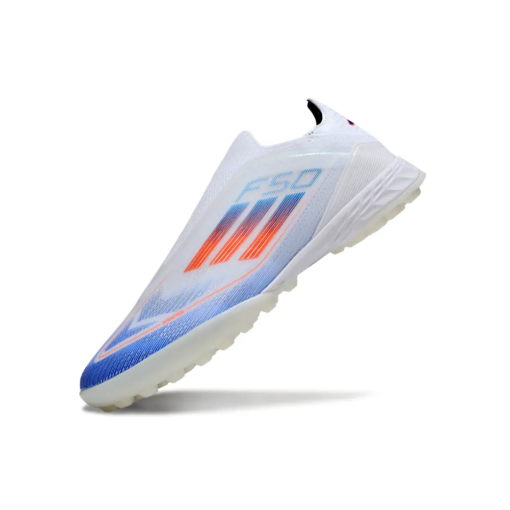 Chuteira Society Adidas | Leveza e velocidade