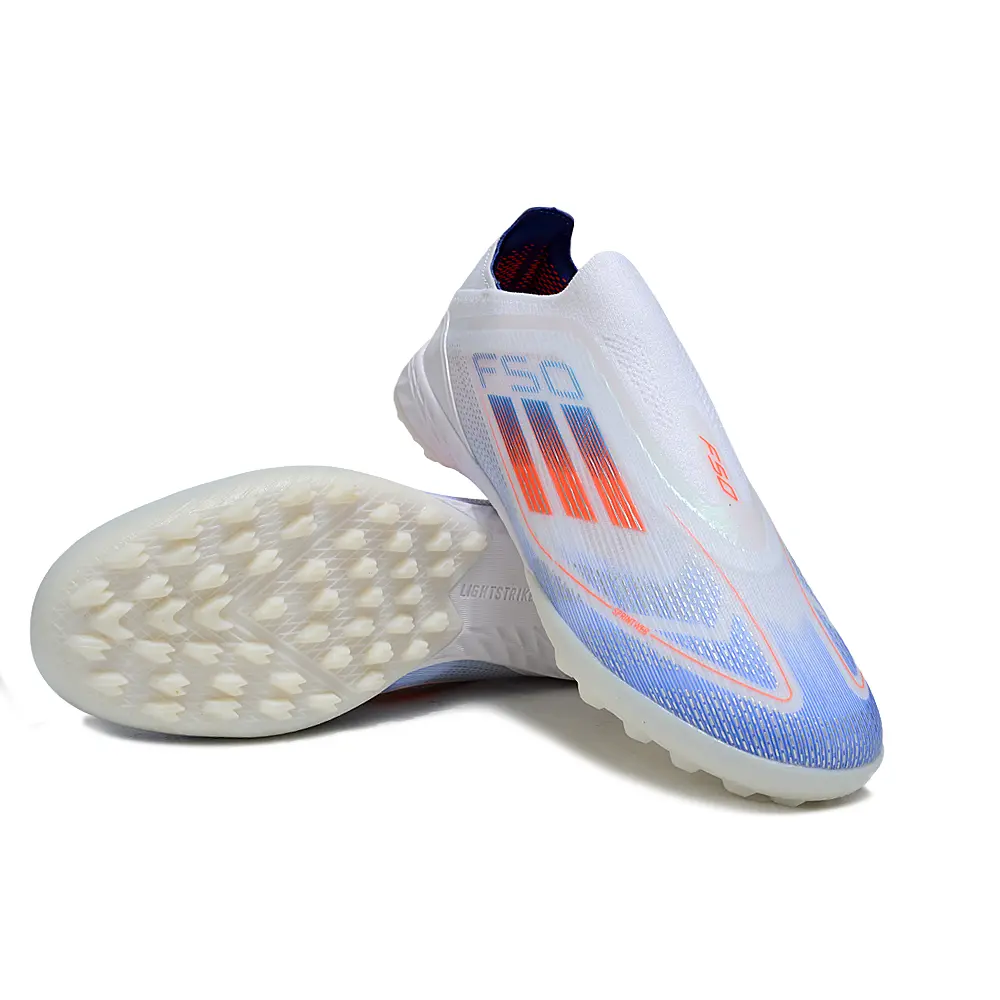Chuteira Society Adidas | Leveza e velocidade