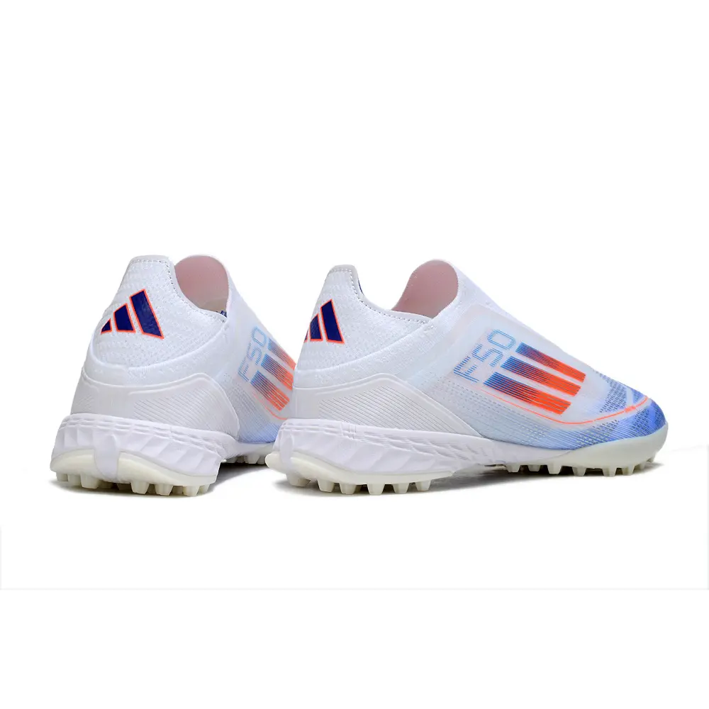 Chuteira Society Adidas | Leveza e velocidade