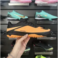 Chuteira Society Nike Hypervenom TF Laranja e Preto - Pronta Entrega - imagem 1