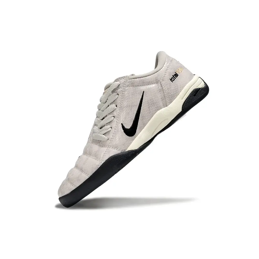 Chuteira Futsal Nike Total 90 IC Bege | Performance e Conforto