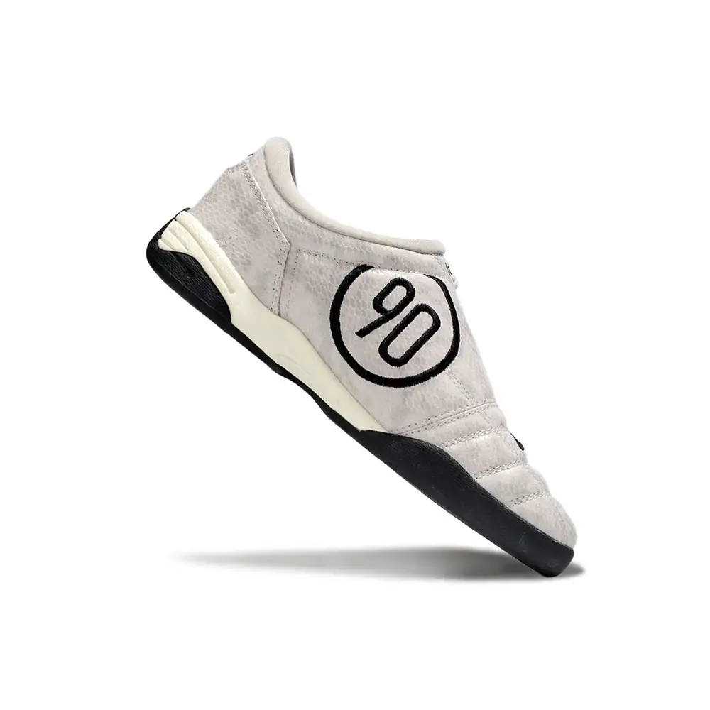 Chuteira Futsal Nike Total 90 IC Bege | Performance e Conforto