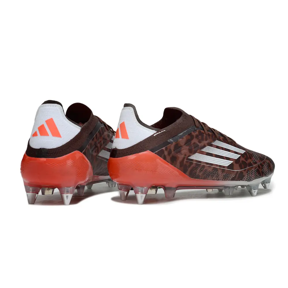 Chuteira Campo Adidas F50 | Ponta de Alumínio - Tração