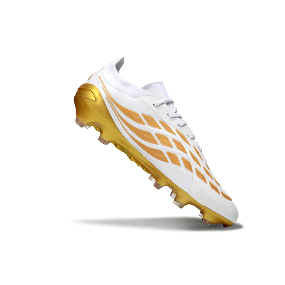 Chuteira Adidas Predator 26 Elite FG | Controle e Potência