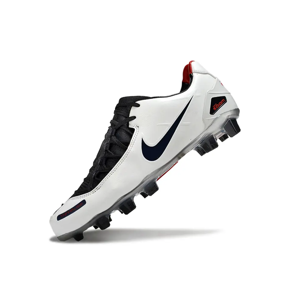 Chuteira Campo Nike Total 90 Laser FG Branca e Preta