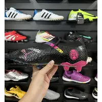 Chuteira Campo Puma Future 7 FG Preta e Rosa - Pronta Entrega - imagem 2