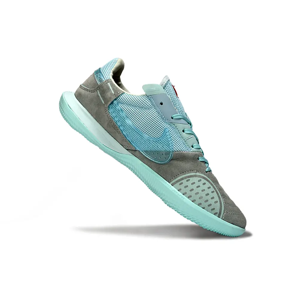 Chuteira Nike Street Gato | Estilo Urbano e Desempenho