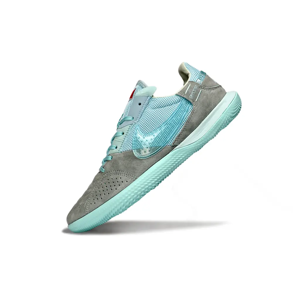 Chuteira Nike Street Gato | Estilo Urbano e Desempenho