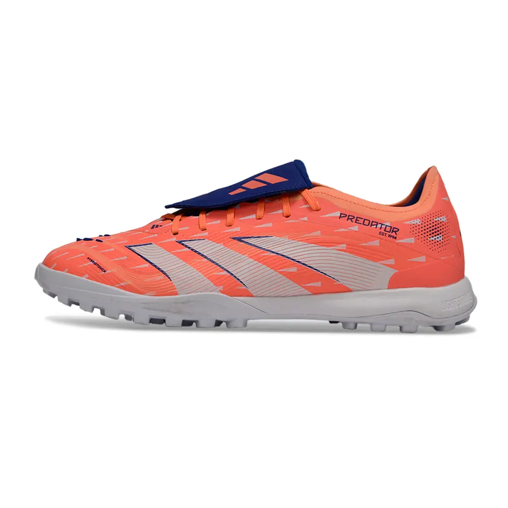 Chuteira Society Adidas Predator Elite TF | Controle e Agilidade