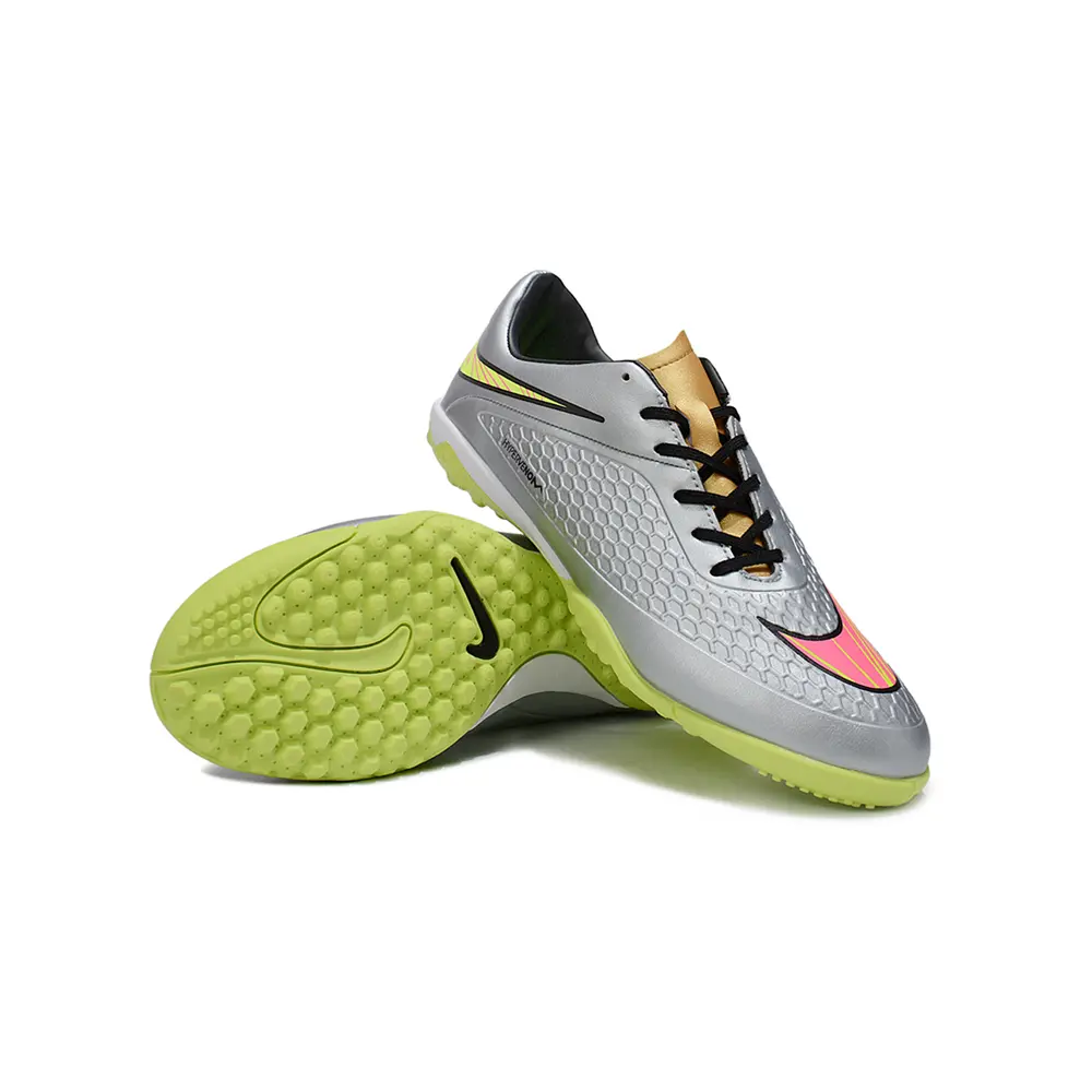 Chuteira Society Nike Hypervenom TF | Leveza e Controle