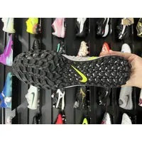 Chuteira Society Nike Phantom GX 2 Elite TF Cinza e Verde - Pronta Entrega - imagem 5