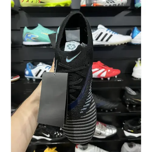Chuteira Society Nike Phantom GX 6 Elite TF Preto e Azul "Shadow" - Pronta Entrega