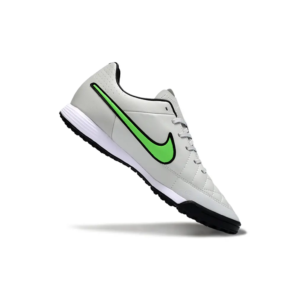Chuteira Society Nike Tiempo | Conforto e performance