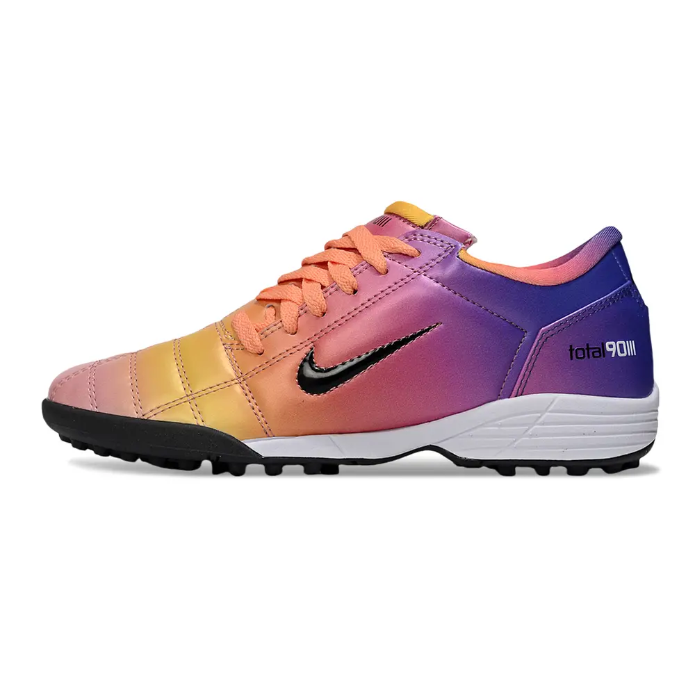 Chuteira Society Nike Total 90 TF | Colorida e Moderna