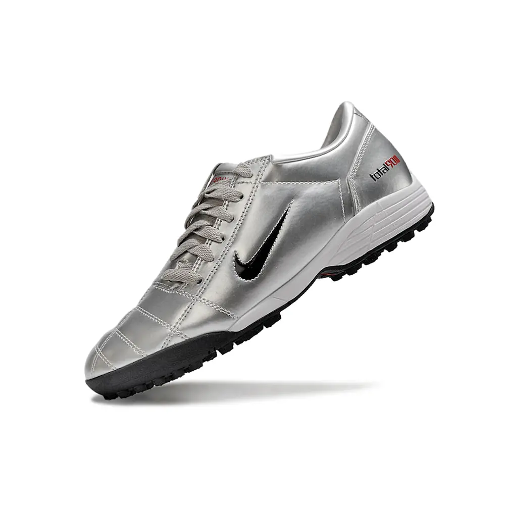 Chuteira Society Nike Total 90 | TF Prata e Preto