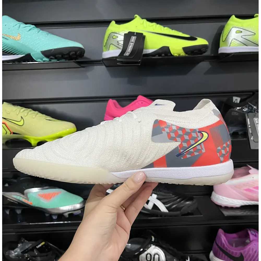 Chuteira Futsal Nike Phantom | Alta Performance