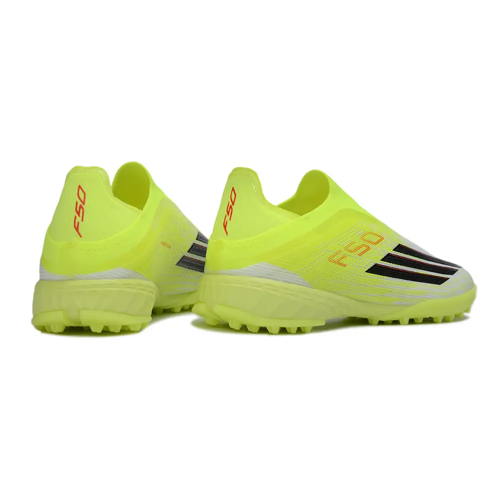 Chuteira Society Adidas F50+ | Leveza e Controle