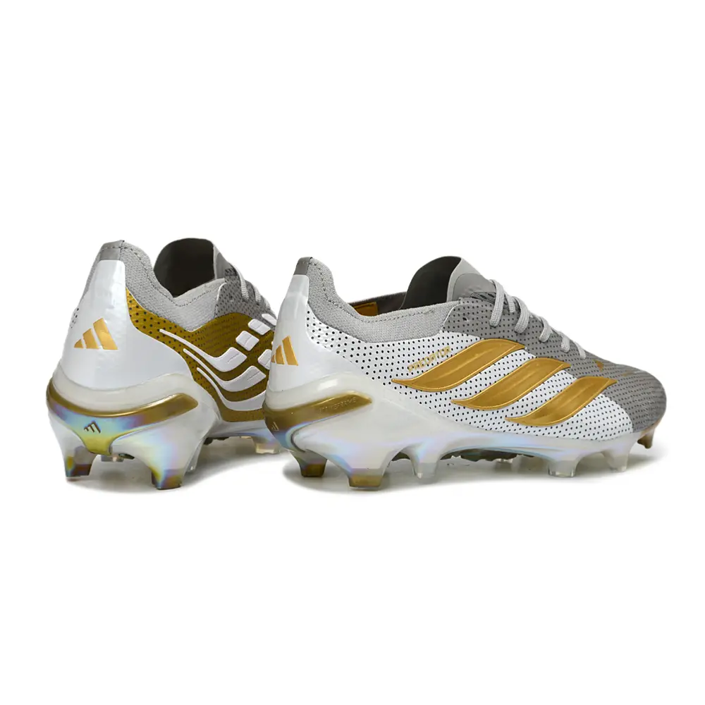 Chuteira Campo Adidas Predator 26 Elite FG Prata e Dourado
