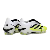 Chuteira Campo Adidas Predator Tongue 26 Elite FG Branco, Verde e Preto - imagem 6