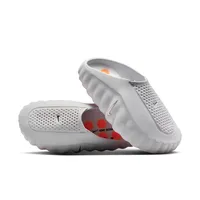 Slide Nike Mind 001 Cinza e Laranja | Conforto extremo - imagem 2