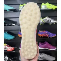 Chuteira Society Adidas Copa Pure.1 TF Branca, Preta e Laranja - Pronta Entrega - imagem 4