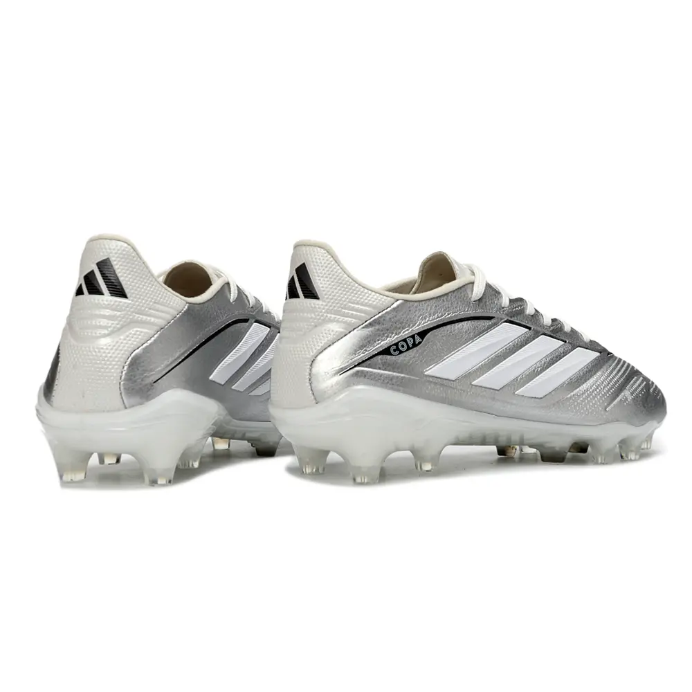 Chuteira Adidas Copa Pure Elite FG | Toque refinado
