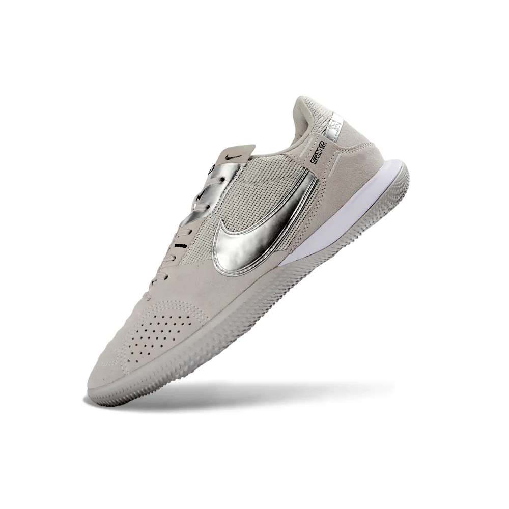 Chuteira Futsal Nike Street Gato IC | Toque preciso
