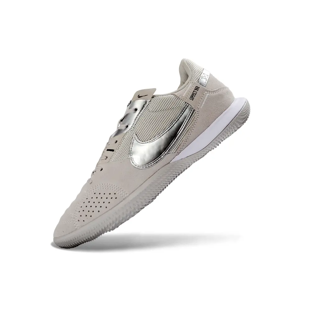 Chuteira Futsal Nike Street Gato IC | Toque preciso