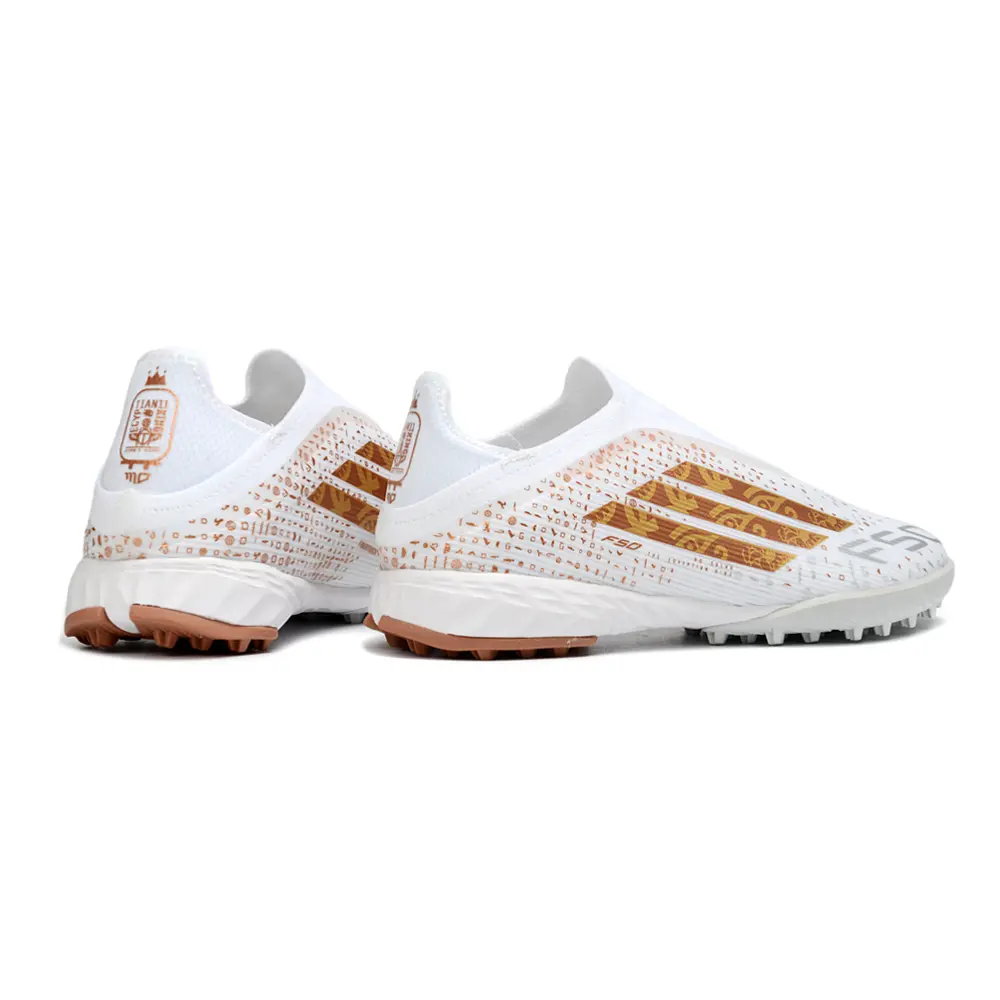 Chuteira Society Adidas F50+ TF | Branco e Dourado